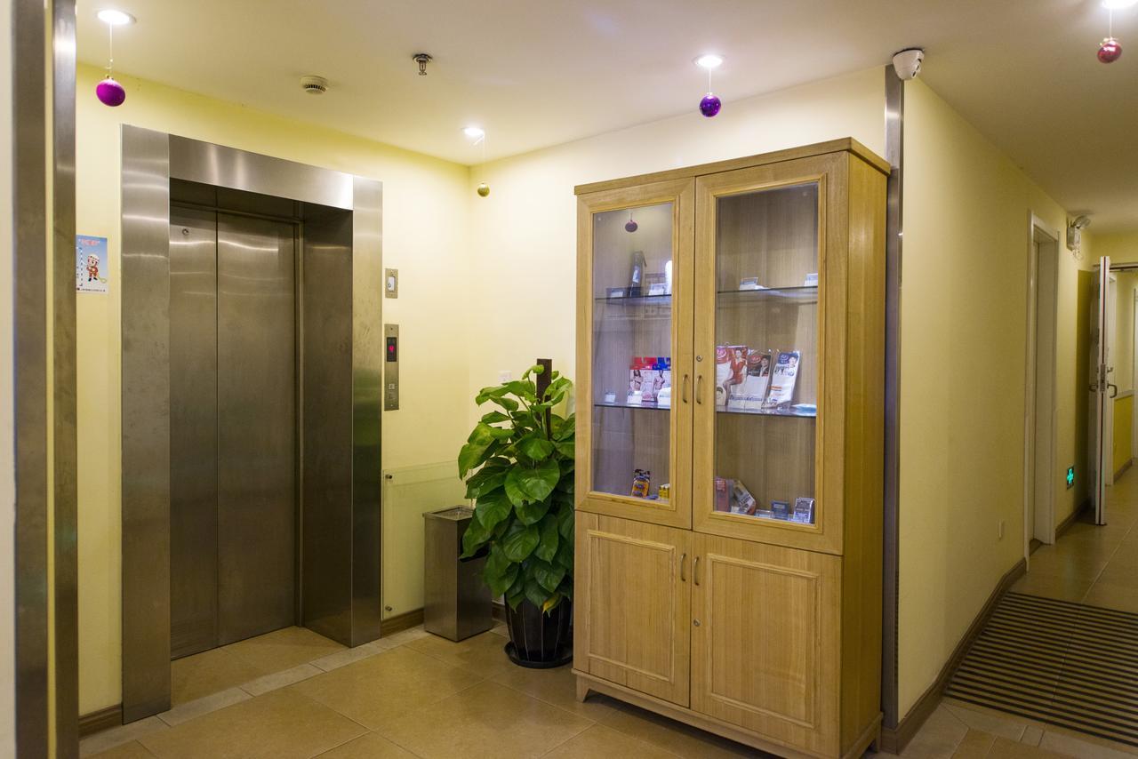 Home Inn Shanghai Daning International Guangzhong Road Circus City Exterior foto