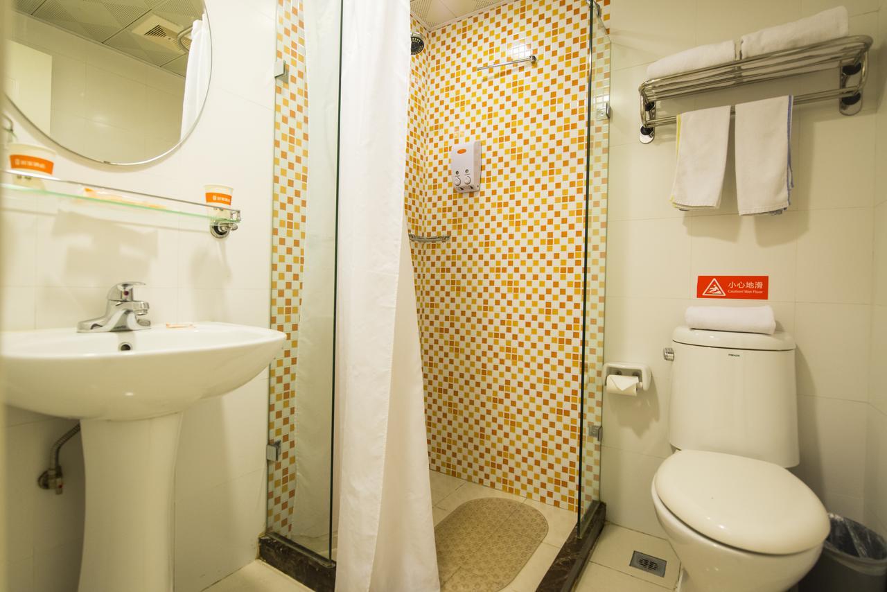 Home Inn Shanghai Daning International Guangzhong Road Circus City Exterior foto